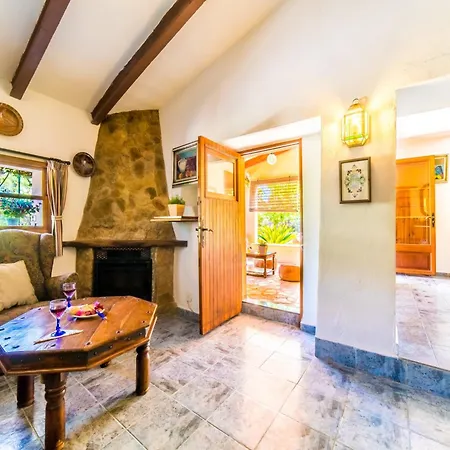 In With Pool Holiday home Pollenca