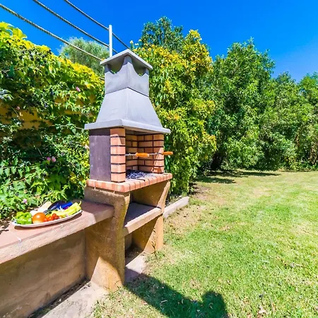 Mediterranean With Pool Holiday home *